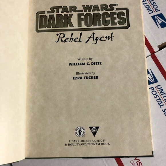 Star Wars dark forces book. Good condition - Picture 5 of 8